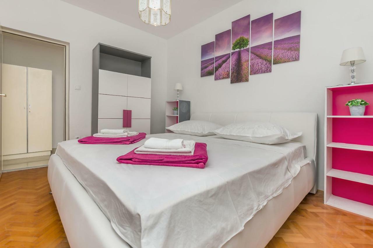 Apartment Marijana Omiš Buitenkant foto