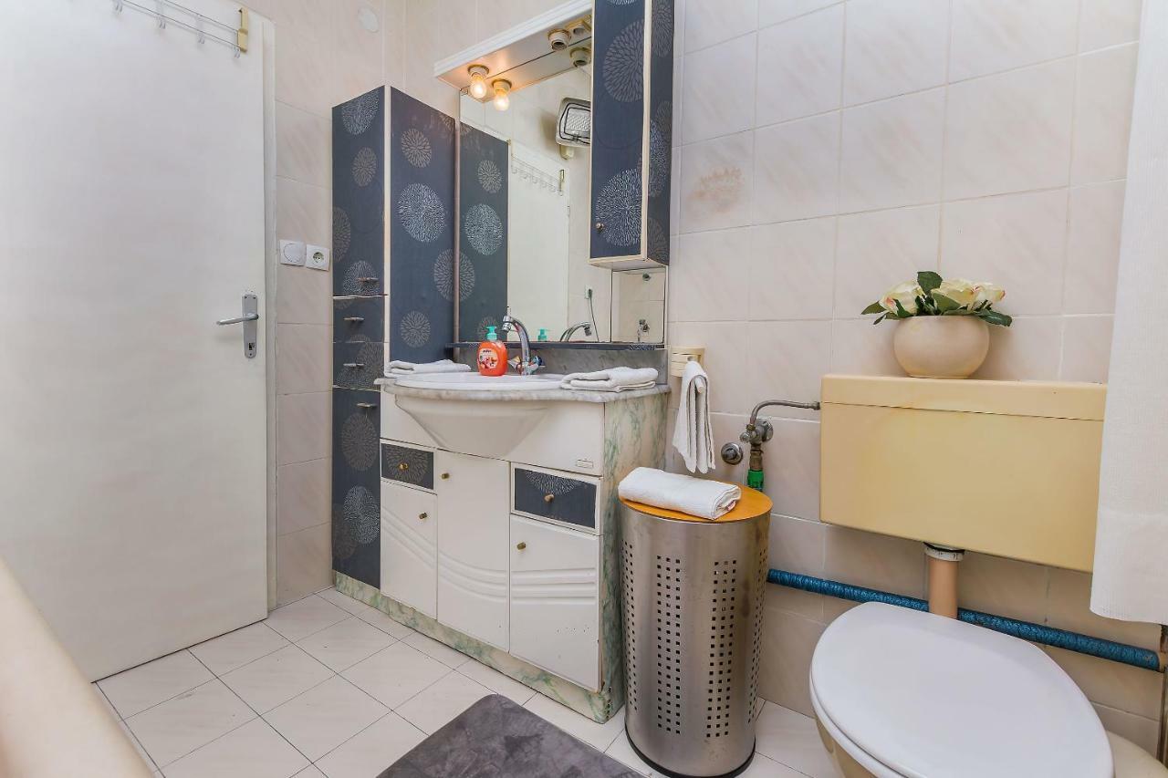 Apartment Marijana Omiš Buitenkant foto